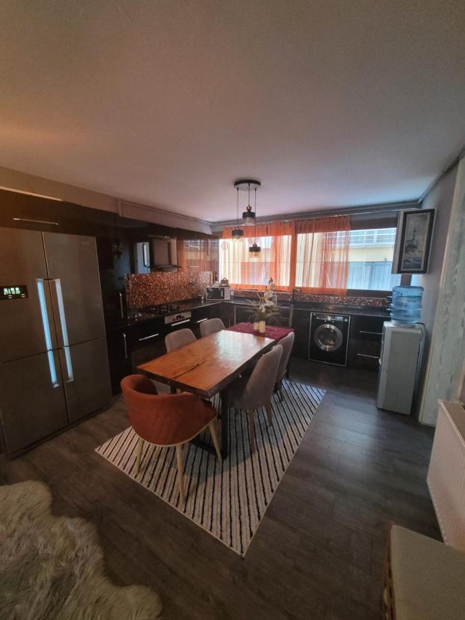 Ferienwohnung Hayat Apartman Izmir Exterior foto
